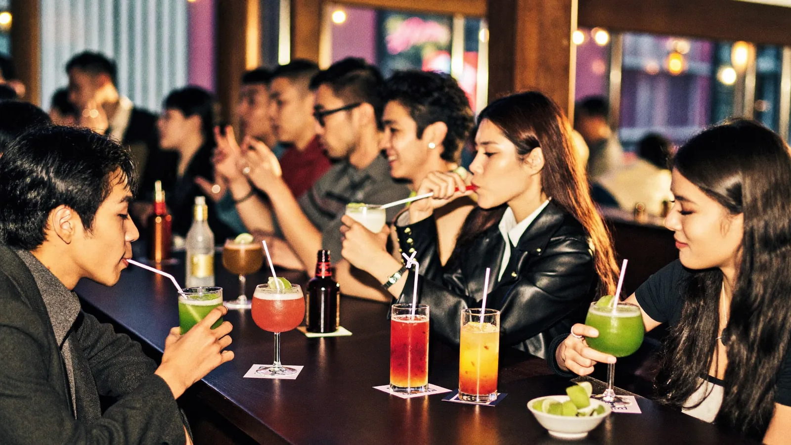 Best Happy Hour Deals in Hong Kong 2026 – Yum Cha Now